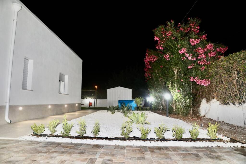 Villa Mare Blue Sr Nuovissima Villa 150M Dal Mare Adatta A Bambini Terrauzza Eksteriør bilde